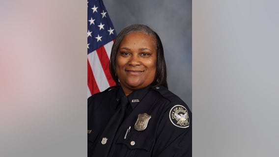 Atlanta police officer honored for act of kindness to single mom