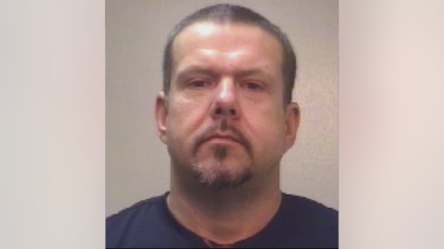 Man arrested for robbing smoke shop of herbal supplement, investigators say