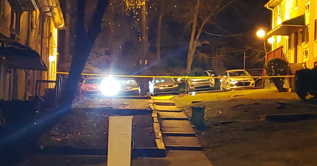 Man killed, another hospitalized in SW Atlanta apartment gunfight | FOX ...