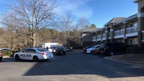 Police searching for witnesses in deadly Peachtree Corners motel shooting