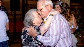 Couple dies from COVID-19 holding hands after 61 years of marriage