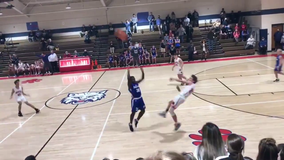 Georgia 8th-grader shocks crowd with once-in-a-lifetime game-winning shot