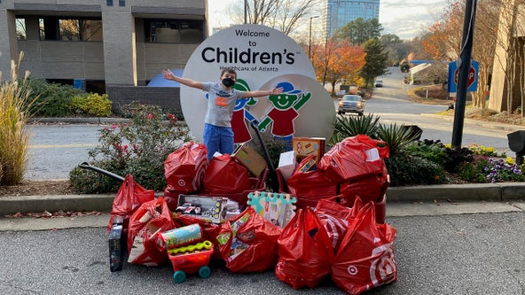Fourth grader raises over $2,000 to buy Christmas presents for kids in hospital
