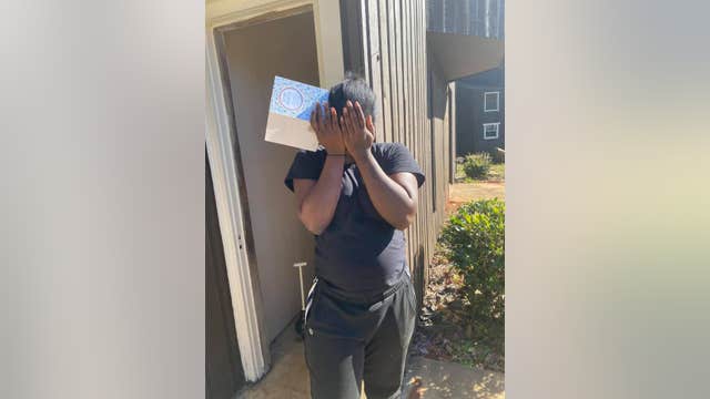 Georgia fast-food worker pelted with angry customer’s drink gets support from around the world