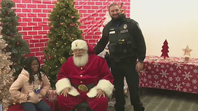 Marietta students 'Shop with a Cop' in socially distant, but meaningful way