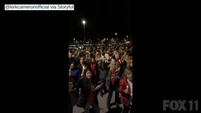 Actor Kirk Cameron holds ‘peaceful protest’ Christmas caroling event at Thousand Oaks mall