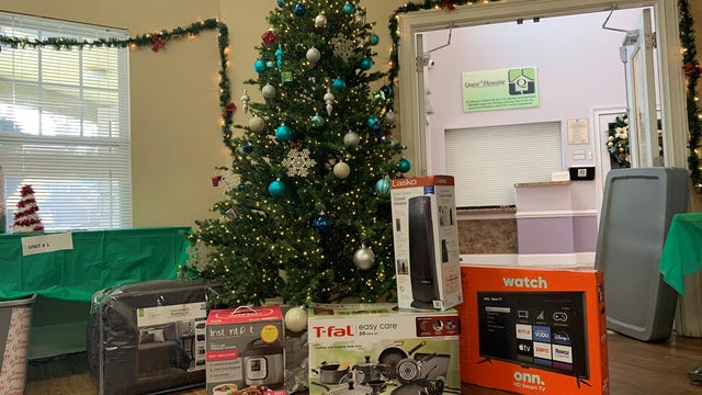 Home Depot Foundation gives early Christmas gift to Atlanta veterans