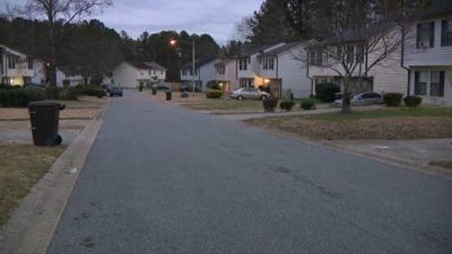 3 teens shot, 1 is dead in drive-by shooting in Powder Springs