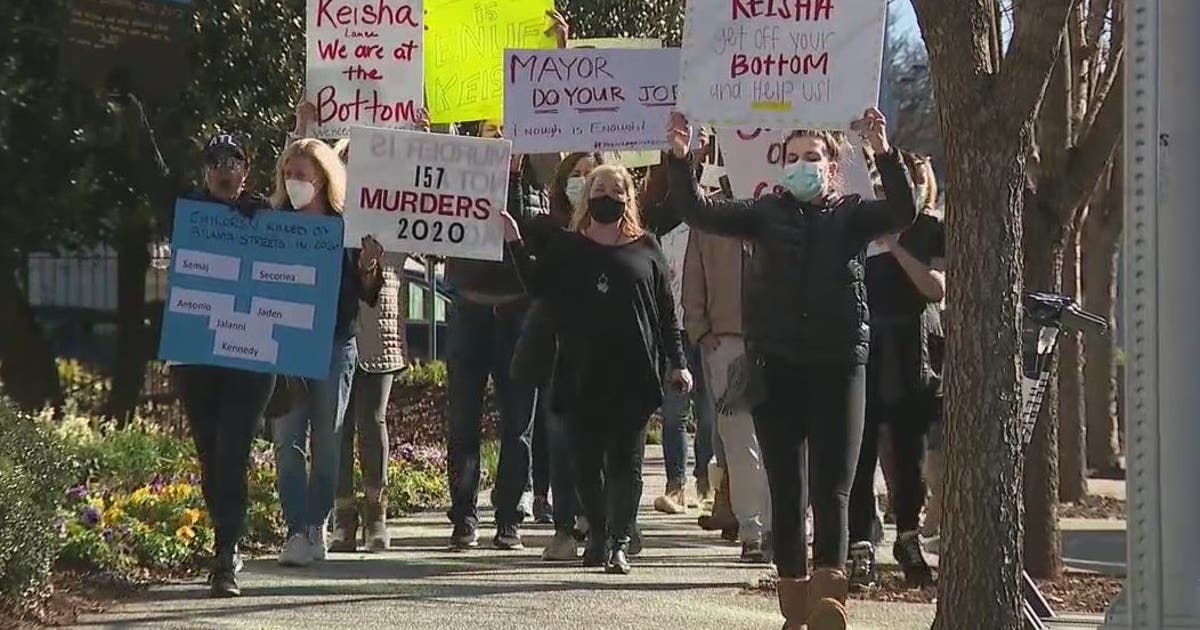 Hannah Riley Atlanta Dozens gather for rally against crime at Atlanta City Hall | FOX 5 Atlanta