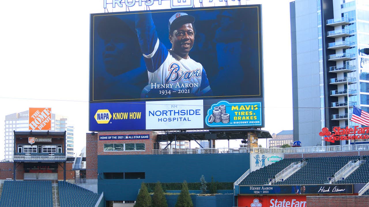 Falcons pull No. 44 in memory of Hank Aaron 