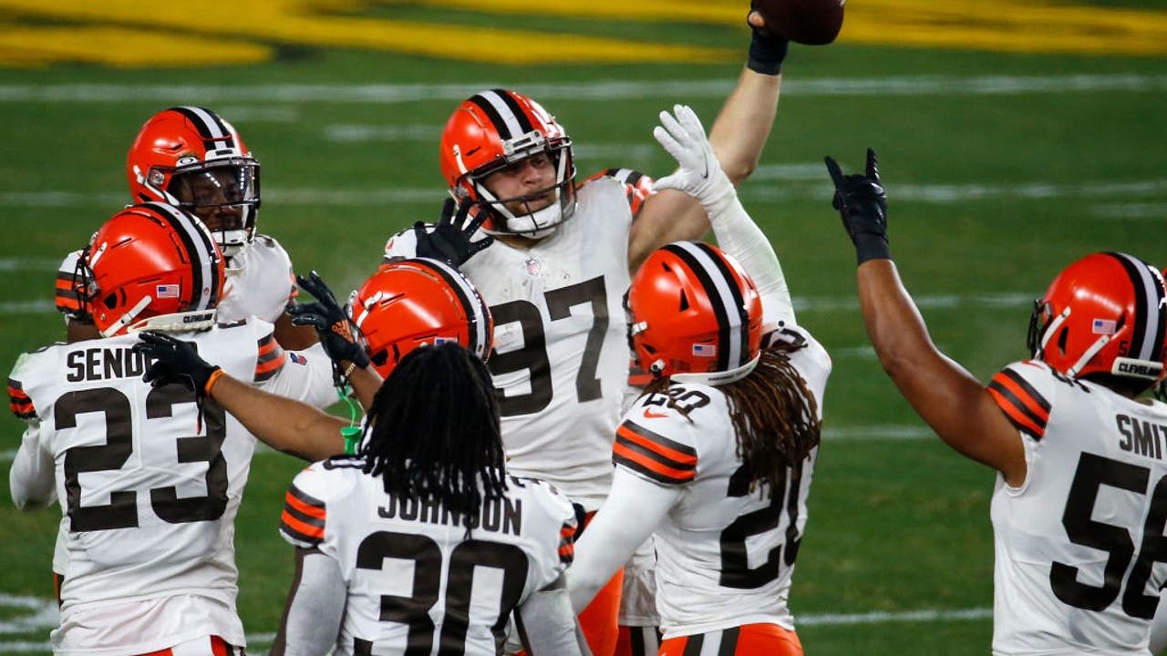 Browns win first playoff game since 1995 with 48-37 triumph over