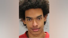 Clayton County man arrested for stabbing mother multiple times