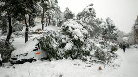 Blizzard kills 4 in Spain, bringing country to standstill