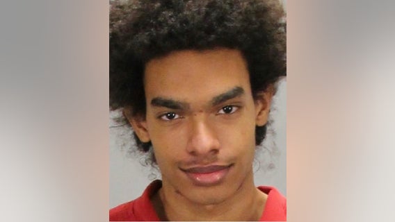 Clayton County man arrested for stabbing mother multiple times