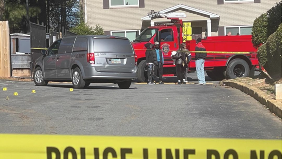 Body found outside Fairburn apartments, police investigate