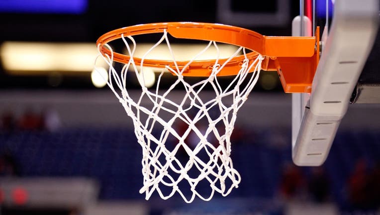 Basketball hoop