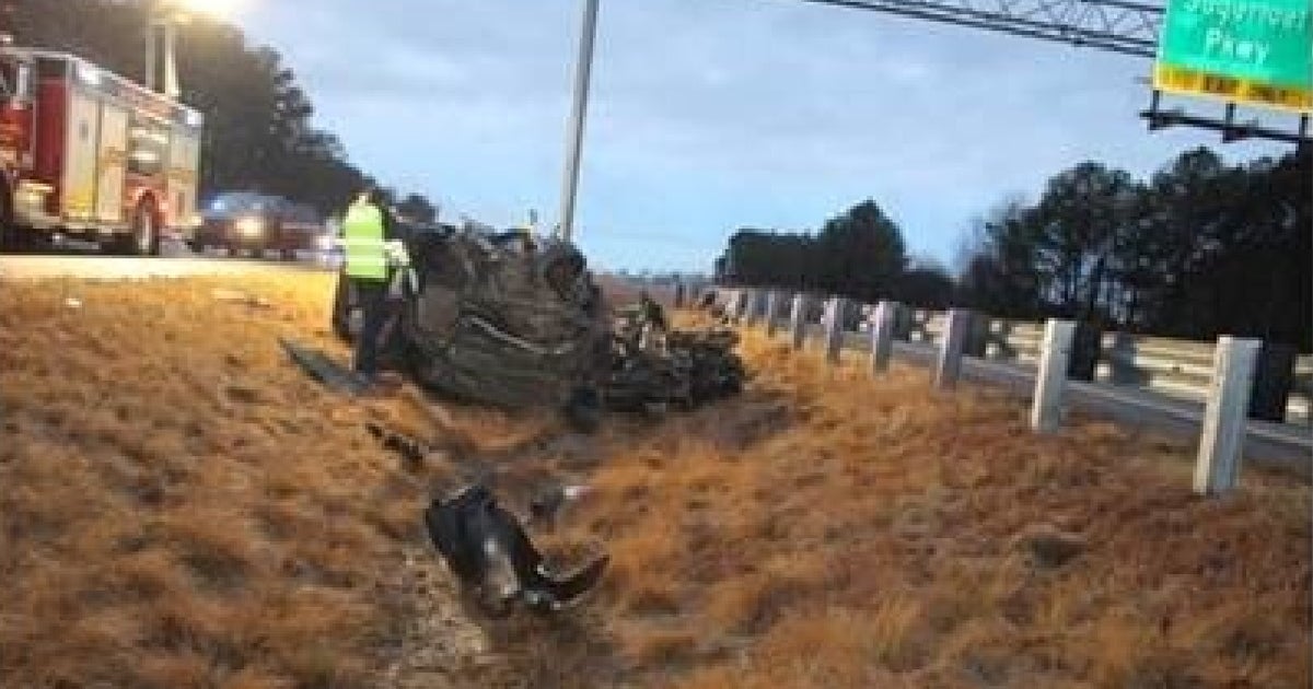 Police work to ID 2 killed in crash, driver arrested for DUI | FOX 5 ...