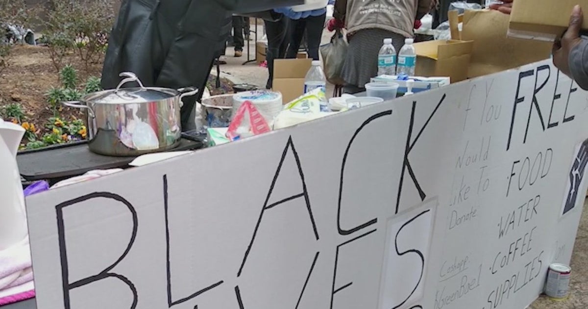 Group told to stop feeding homeless in downtown Atlanta | FOX 5 Atlanta