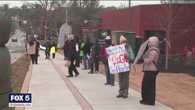 Teachers protest return to in-person learning for DeKalb County Schools