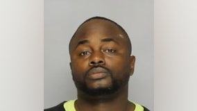 Deputies: Suspect who ran from traffic stop found hiding under porch