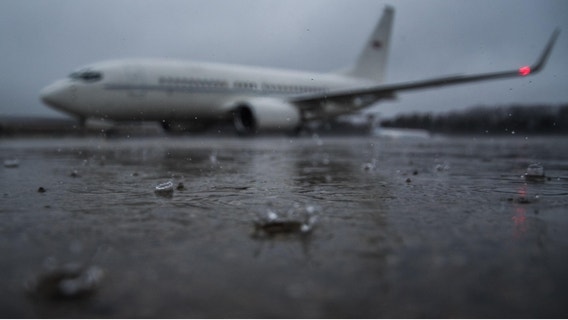 Man gained 'unauthorized access' to Joint Base Andrews, entered C-40 aircraft: officials