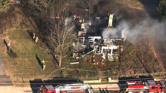 Firefighters battle massive blaze in Lithonia