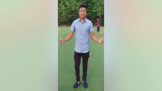 Police: Man wanted for biting Chamblee girl on lips