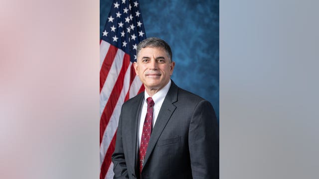 Georgia congressman fined for bypassing US Capitol metal detectors