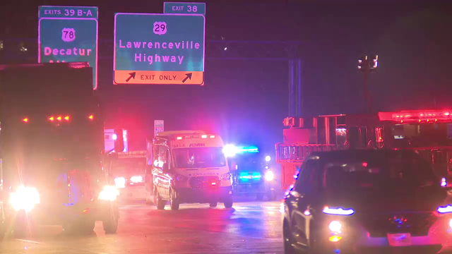 Driver struck, killed while changing flat tire on I-285, police say