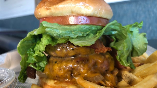 Burgers with Buck: Righteous 'Que's Brisket Burger