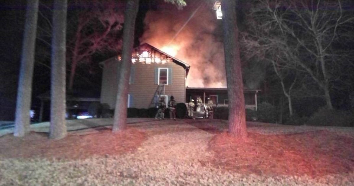 Woman killed in late-night Gwinnett County house fire | FOX 5 Atlanta
