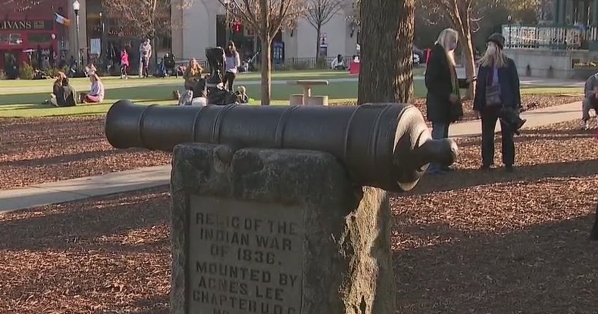 Demonstrators demand removal of Confederate symbol in Decatur | FOX 5 ...