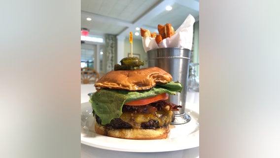 Burgers with Buck: Swan Coach House