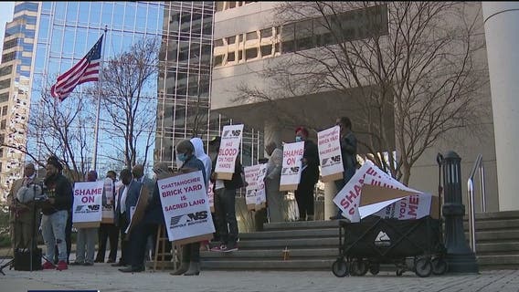 Activists demand documents, land donation from Norfolk Southern