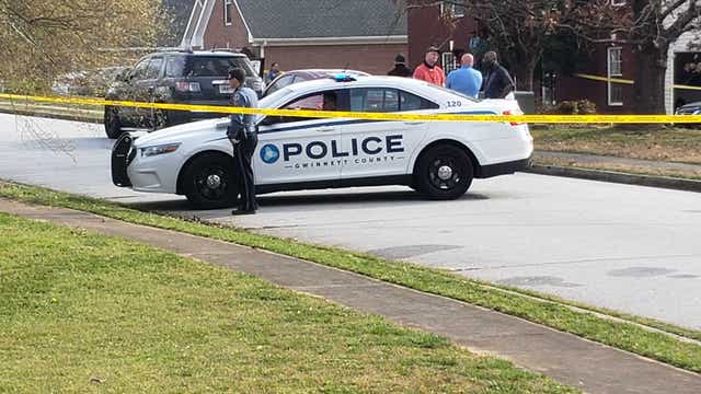 Police: 1 man killed, teen shot in Loganville shooting