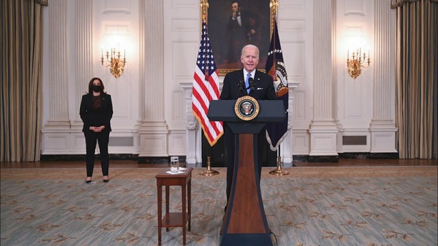 AP-NORC poll: Americans largely back Biden’s virus response