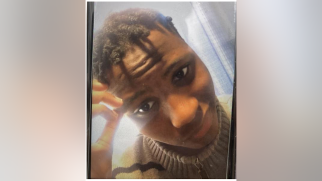 Clayton County police searching for missing teen