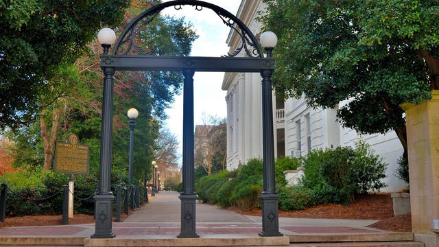 Regents vote to lower total costs for Georgia public colleges for in-state students