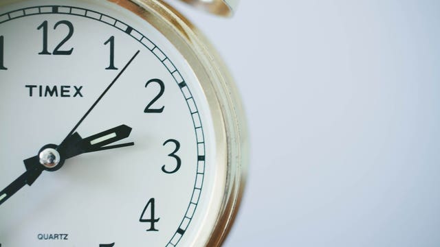 Kemp signs bill aiming to keep Georgia in daylight saving time