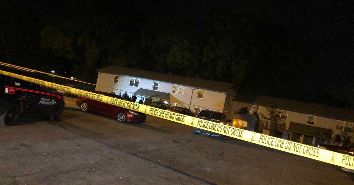 5 men hospitalized in mass shooting at SW Atlanta apartments | FOX 5 ...