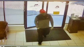 New video captures Jefferson bank robbery suspect