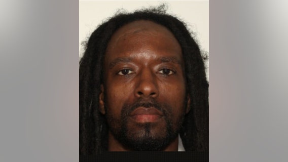 Police searching for suspect in Douglasville double shooting