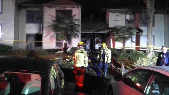 Dozens displaced in early morning Norcross apartment fire