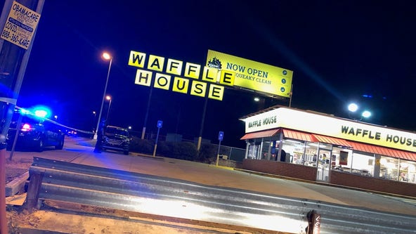 Officials: Man shot in DeKalb County Waffle House parking lot
