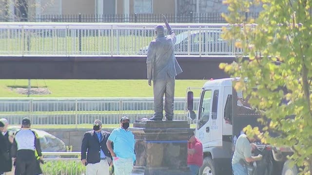 Statue of late-Congressman John Lewis installed at Atlanta park