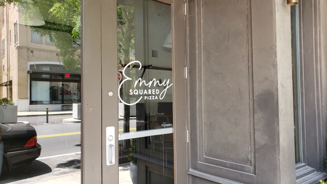 Restaurant serves up a slice of Detroit in Atlanta