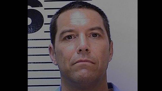 Convicted killer Scott Peterson inches toward retrial on death penalty