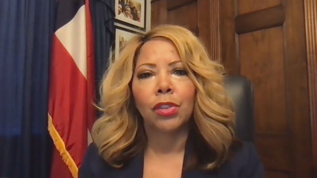 Rep. Lucy McBath among U.S. lawmakers proposing instant background checks for ammo