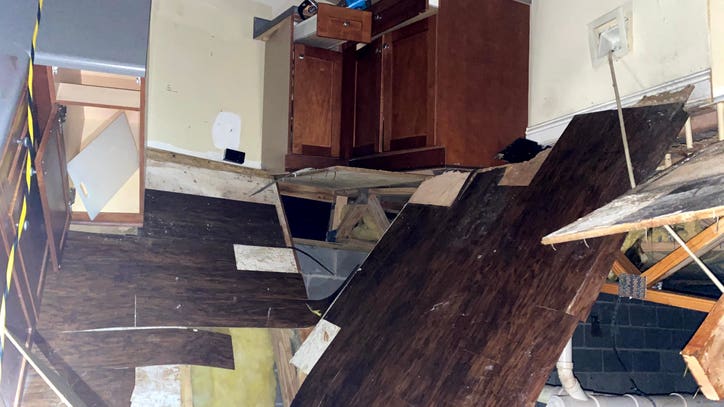 25 hurt when floor collapses at massive house party in Athens - Vimarsana News