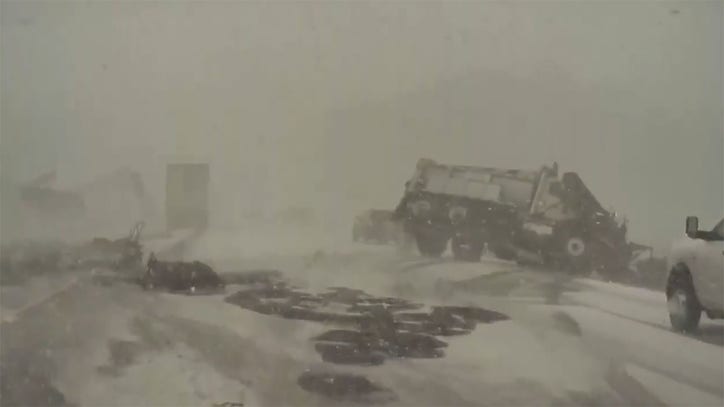 Interstate 41 pileup in WI caught on camera; 1 driver killed - Vimarsana News